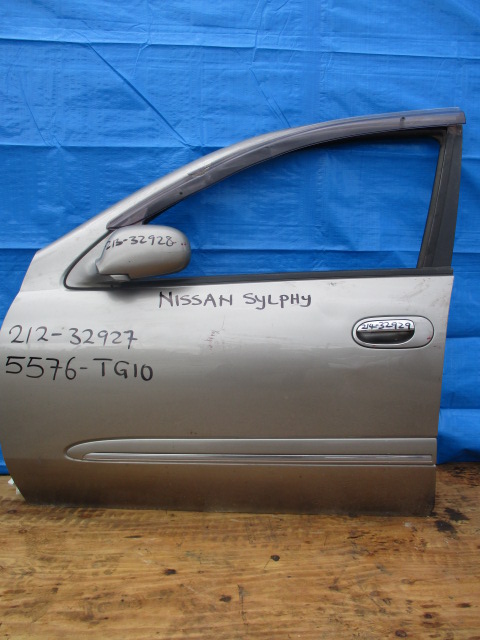 Used Nissan  WINDOW GLASS FRONT LEFT